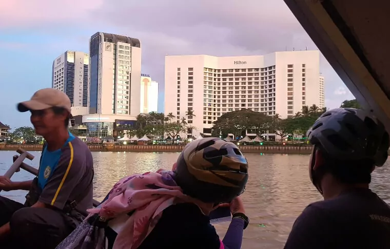 Kuching Instagrammable Sunset & Night Ride